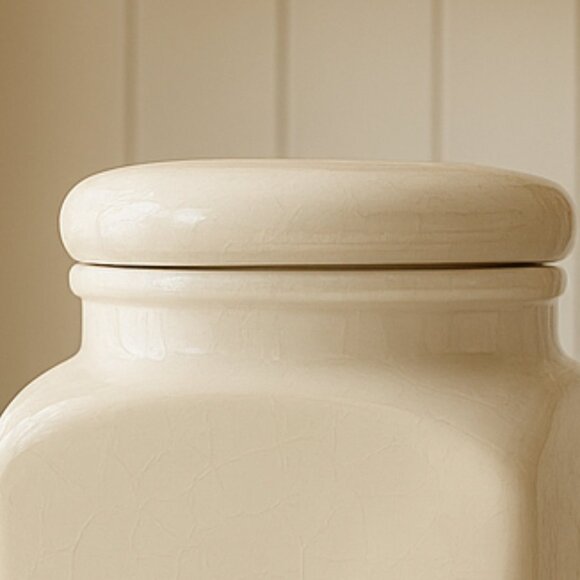 Vintage Claire Wilson's Large Ceramic Cookies Canister "Point Claire" Line - Picture 3 of 8